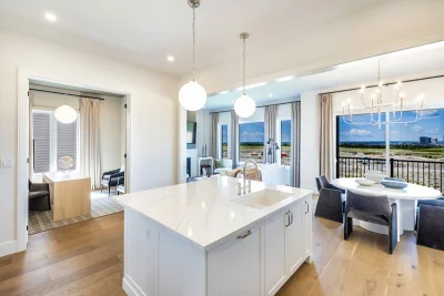 VIEWS  Gallery  Photo3.webp