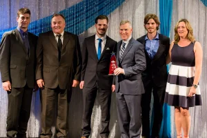 300:200:top:center?src=%2 Fimages%2 Fcontent%2F C98E G6A WsAM M6 Gm 200 300 img